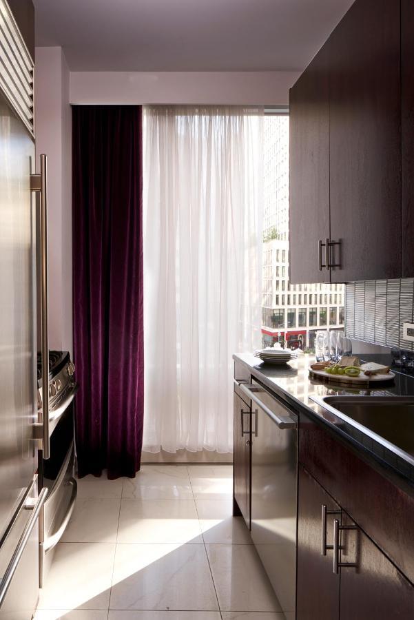 Trump International Ню Йорк Екстериор снимка A kitchen curtain
