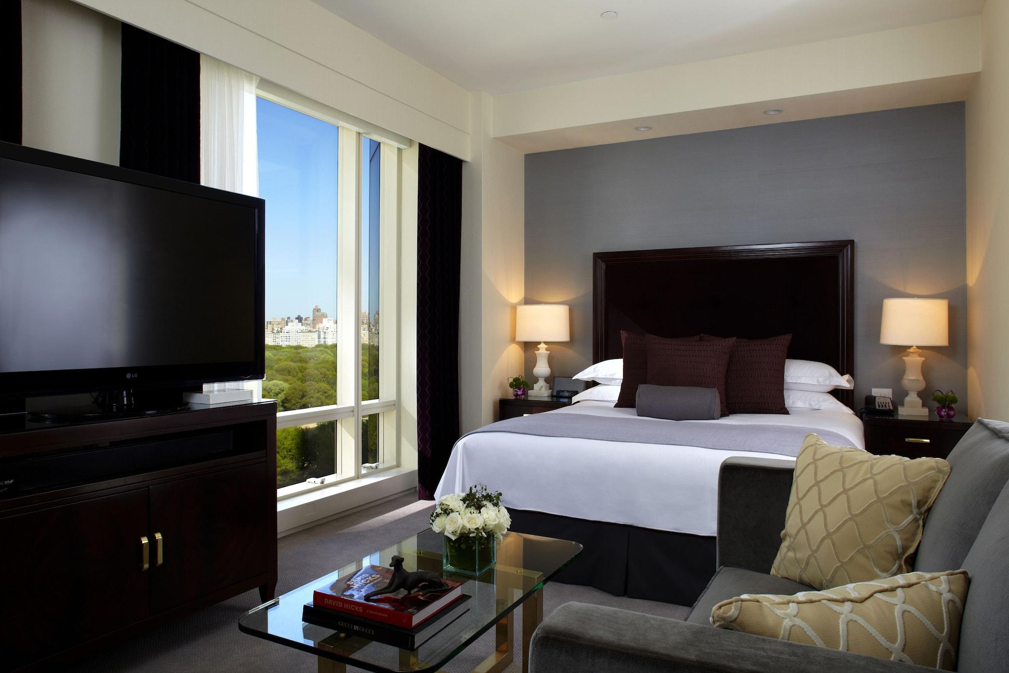 Trump International Ню Йорк Стая снимка A bedroom at the Mandarin Oriental Washington DC